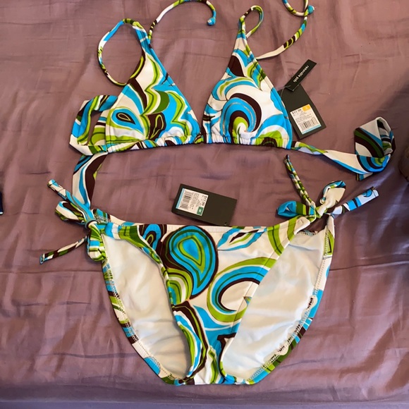 Brand New Bikini - Picture 4 of 5